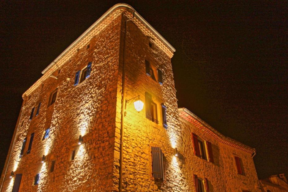 Gites La Tour Le Mas De Crieulon Saint-Jean-de-Crieulon Buitenkant foto